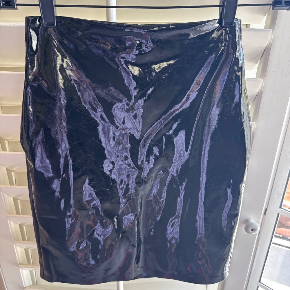 COMMANDO PVC VINYL MINI SKIRT SIZE SMALL BLACK GOTH FAUX PATENT LEATHER